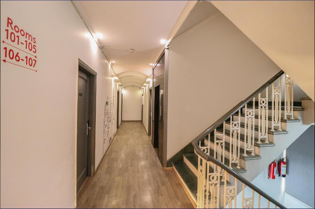 Fabhotel Lord Inn Yeni Delhi Dış mekan fotoğraf