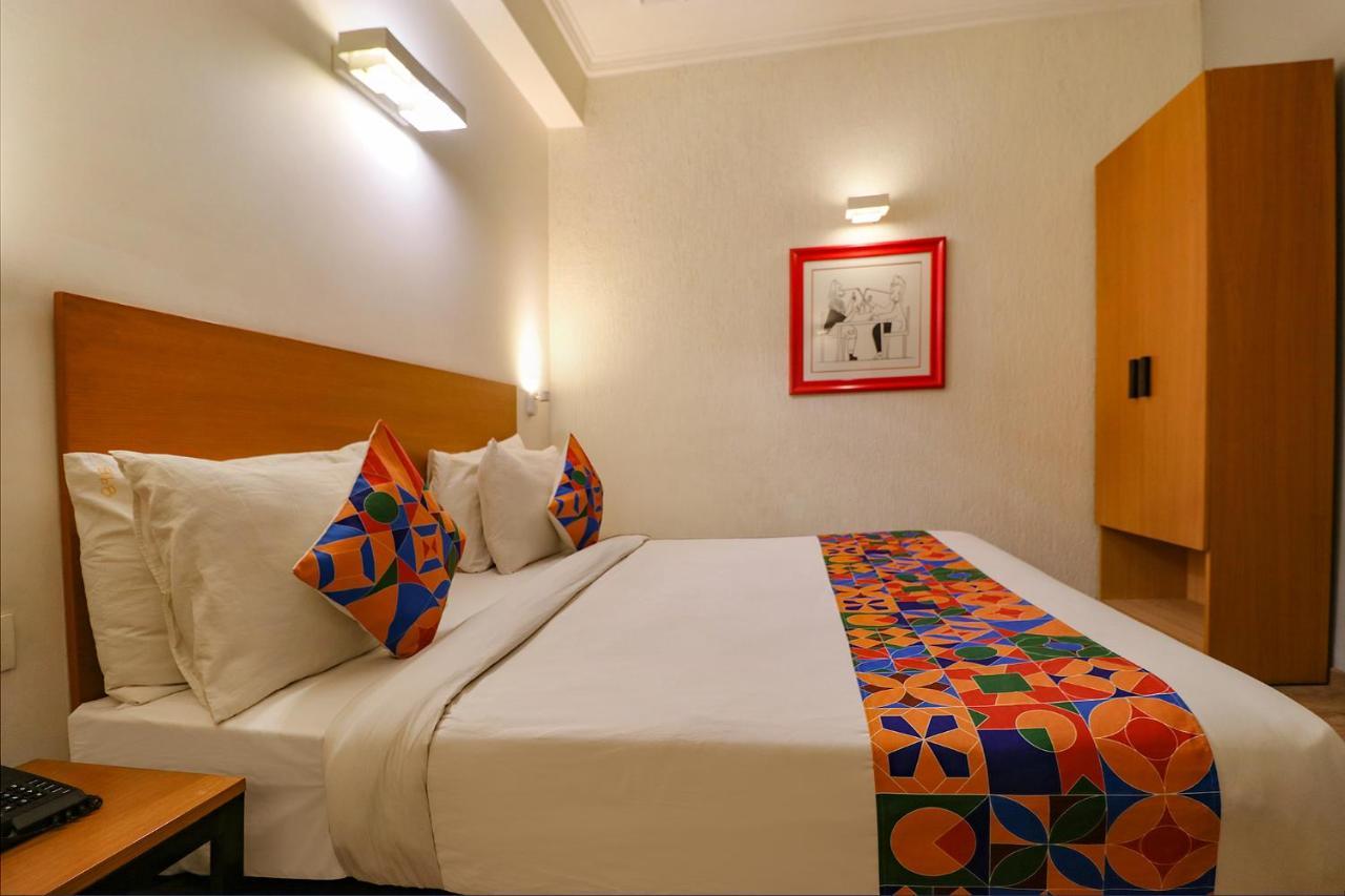 Fabhotel Lord Inn Yeni Delhi Dış mekan fotoğraf